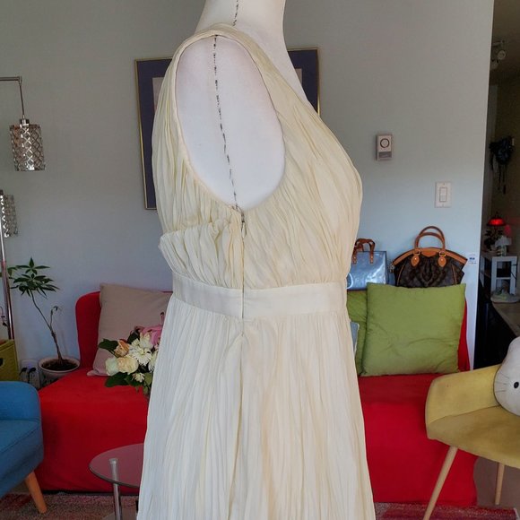 Givenhy - Picture 4 of 4